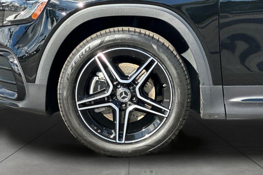 used 2024 Mercedes-Benz GLB 250 car, priced at $33,494