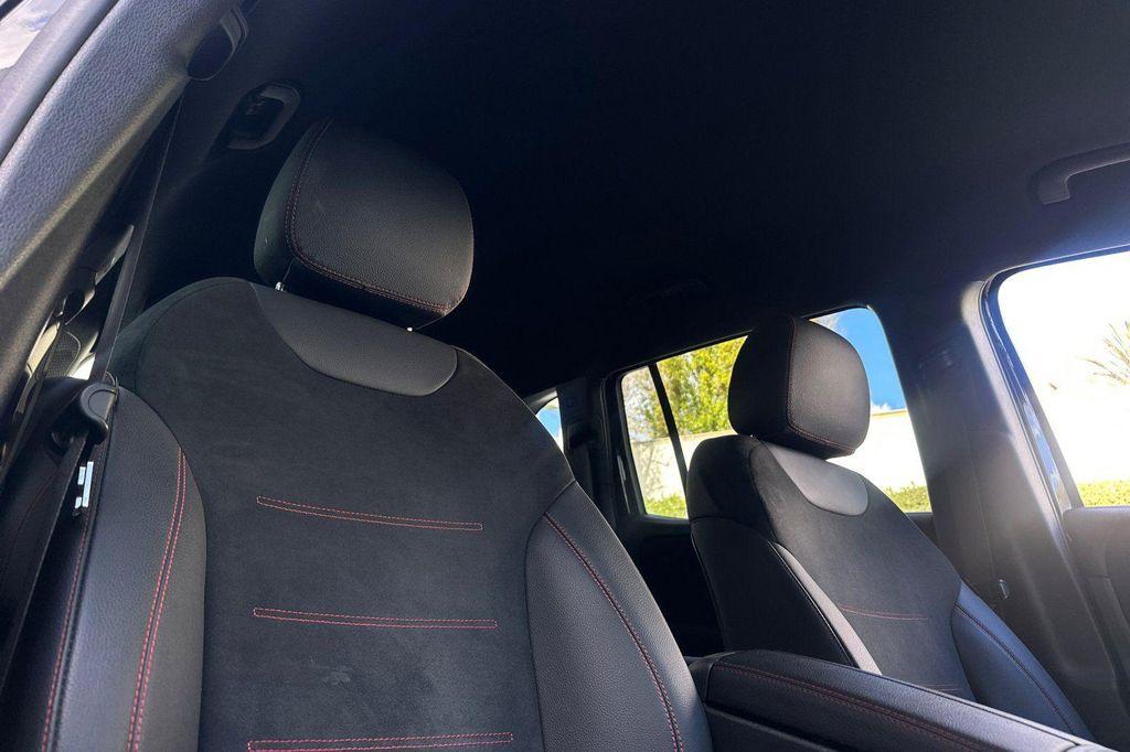 used 2024 Mercedes-Benz GLB 250 car, priced at $33,494