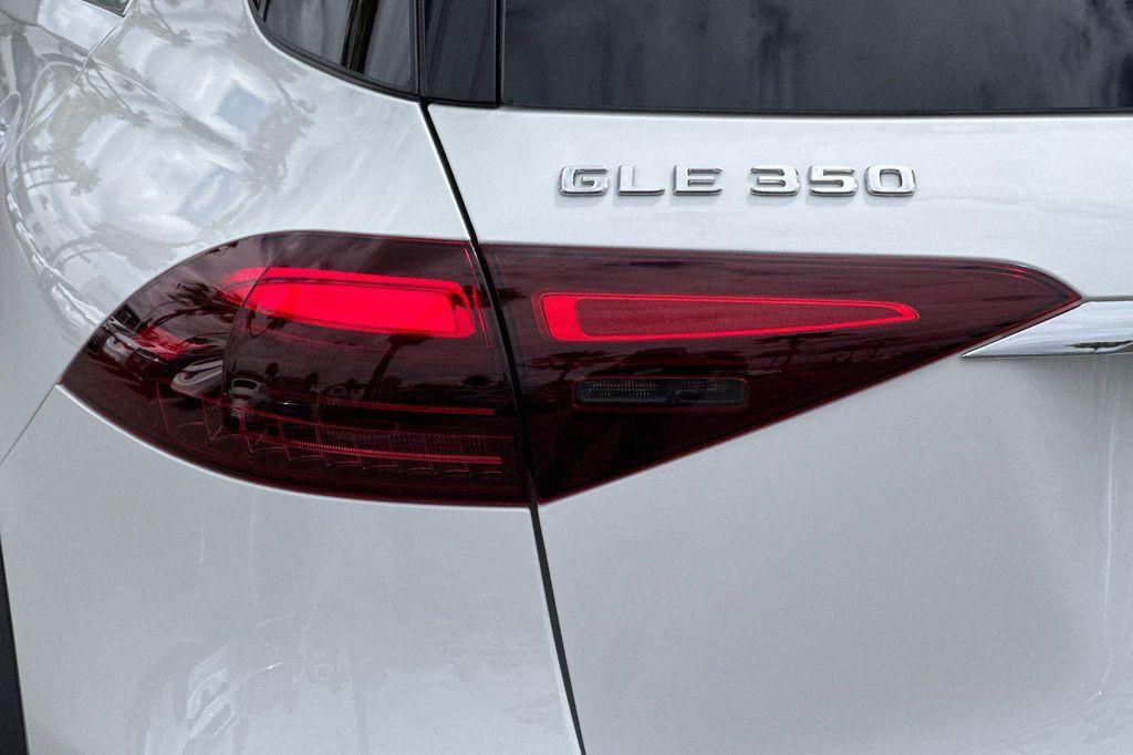 new 2026 Mercedes-Benz GLE 350 car, priced at $68,402
