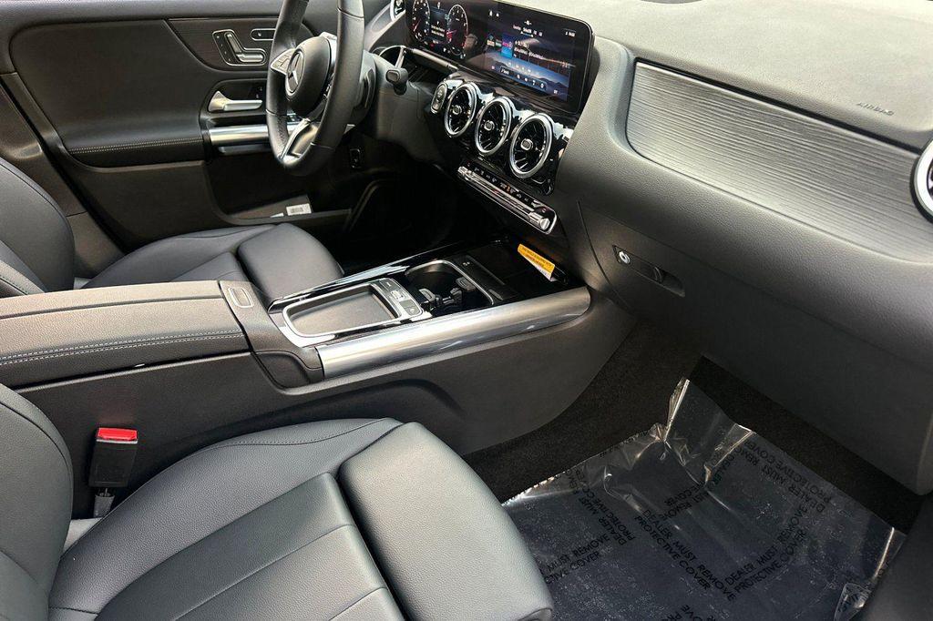 used 2026 Mercedes-Benz GLA 250 car, priced at $44,810