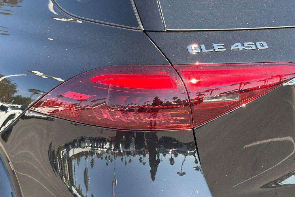 new 2026 Mercedes-Benz GLE 450 car, priced at $82,357