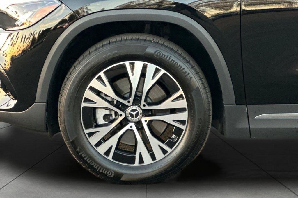 used 2026 Mercedes-Benz GLA 250 car, priced at $43,285