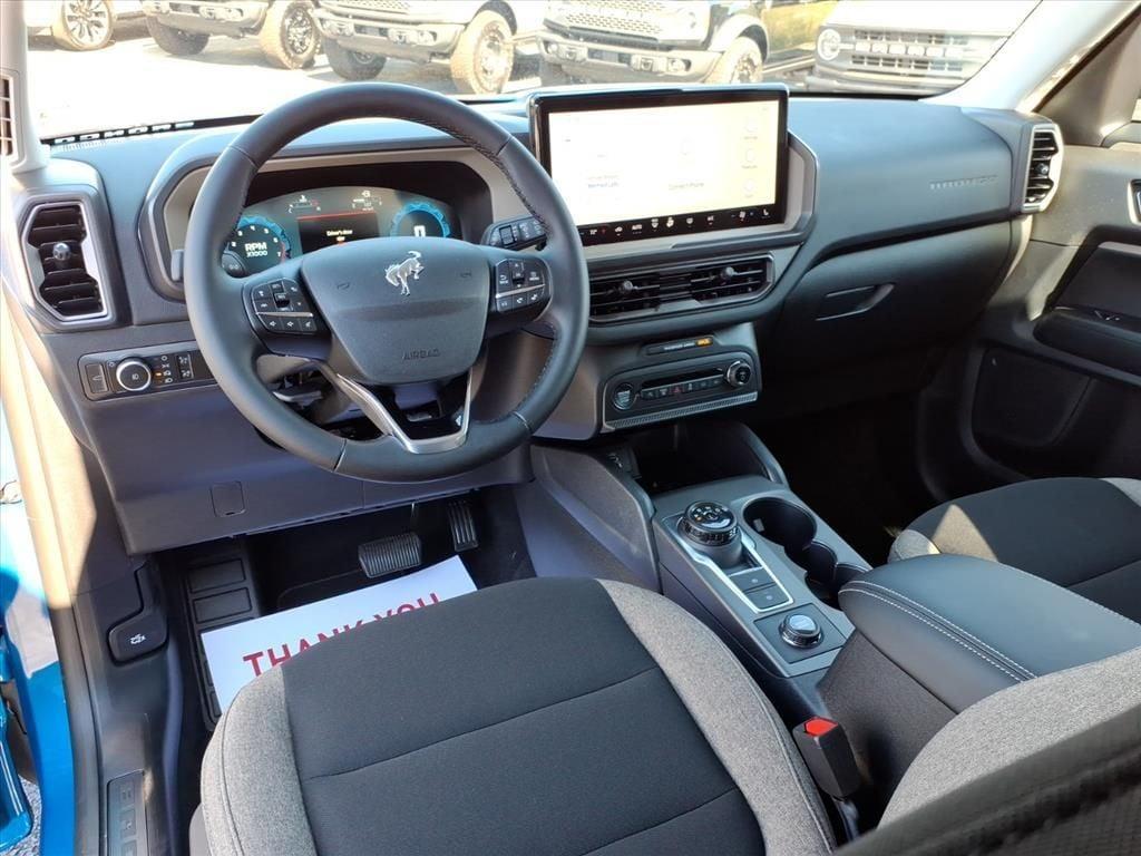 new 2025 Ford Bronco Sport car, priced at $31,685