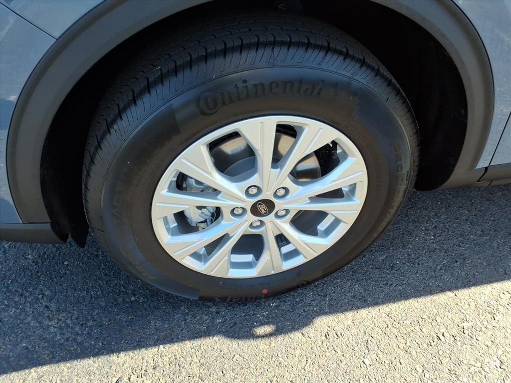 new 2026 Ford Escape car, priced at $31,796