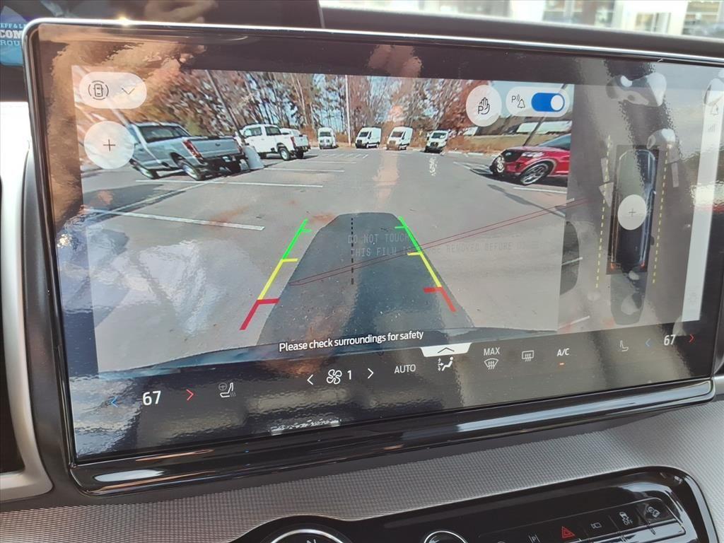 new 2025 Ford Expedition car, priced at $69,431