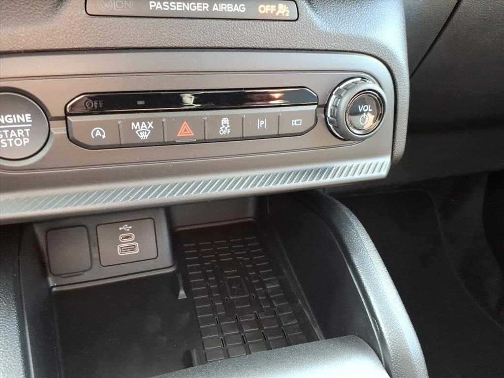 new 2025 Ford Bronco Sport car, priced at $36,985