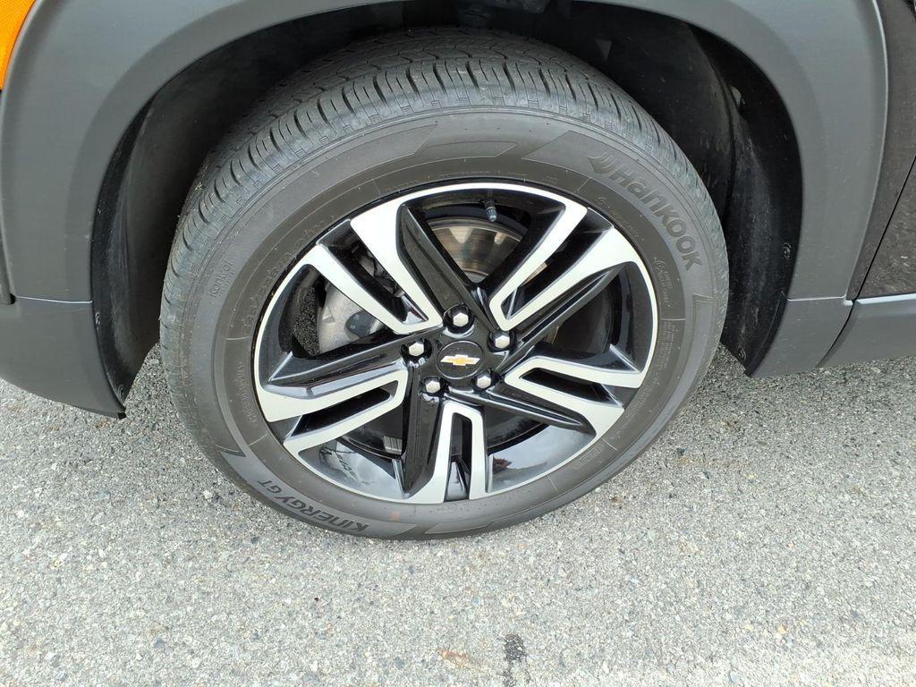 used 2025 Chevrolet TrailBlazer car, priced at $22,997