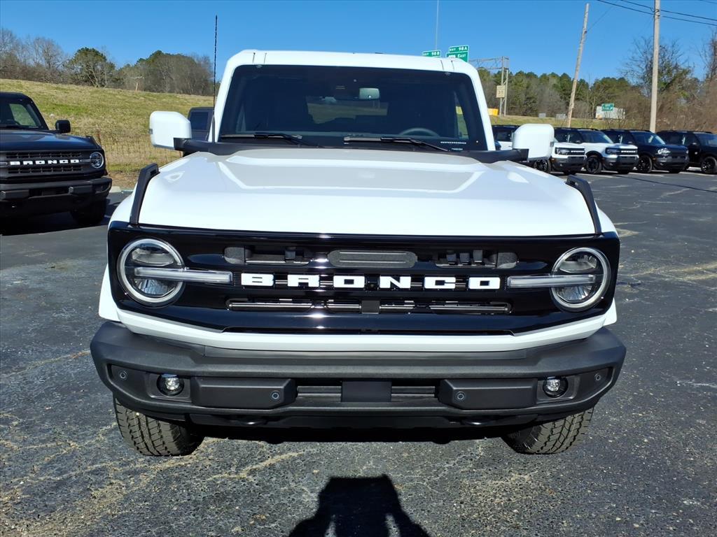 new 2025 Ford Bronco car, priced at $53,734