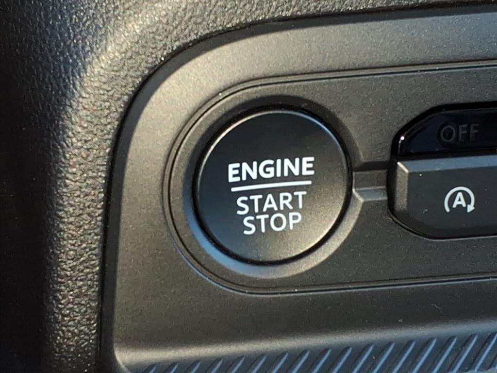 new 2025 Ford Bronco Sport car, priced at $36,985