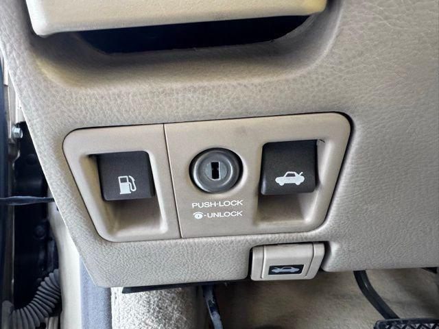 used 2001 Lexus LS 430 car, priced at $7,995