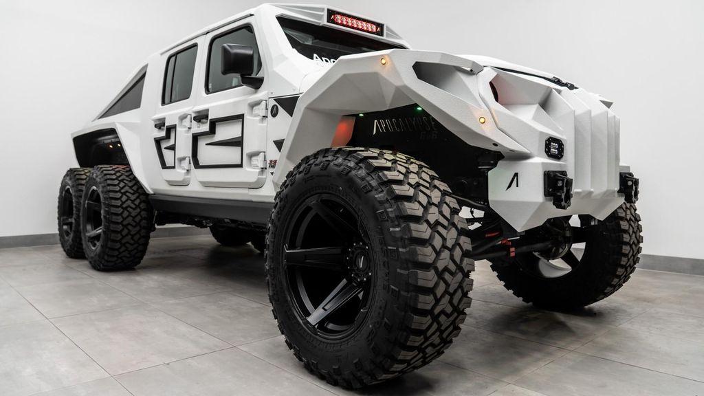 used 2025 Jeep Gladiator car, priced at $208,999