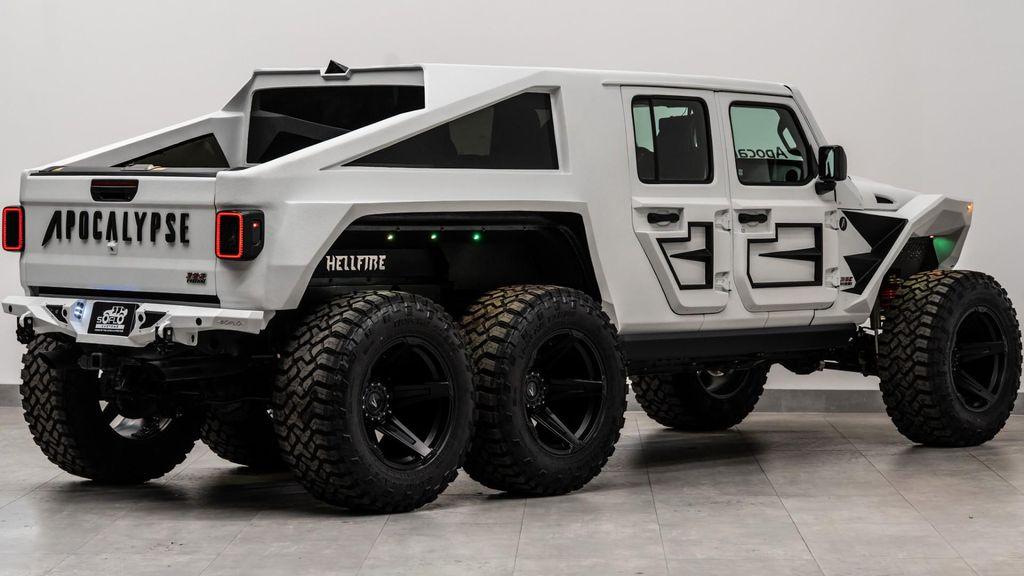 used 2025 Jeep Gladiator car, priced at $208,999