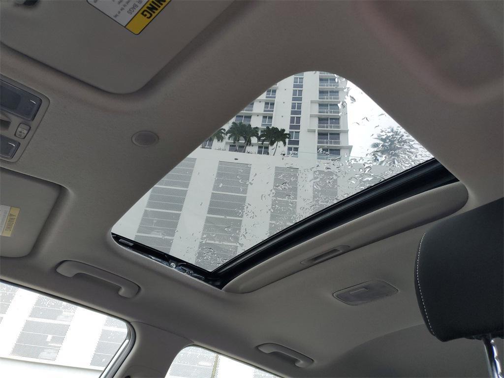 used 2022 Hyundai Venue car, priced at $14,550