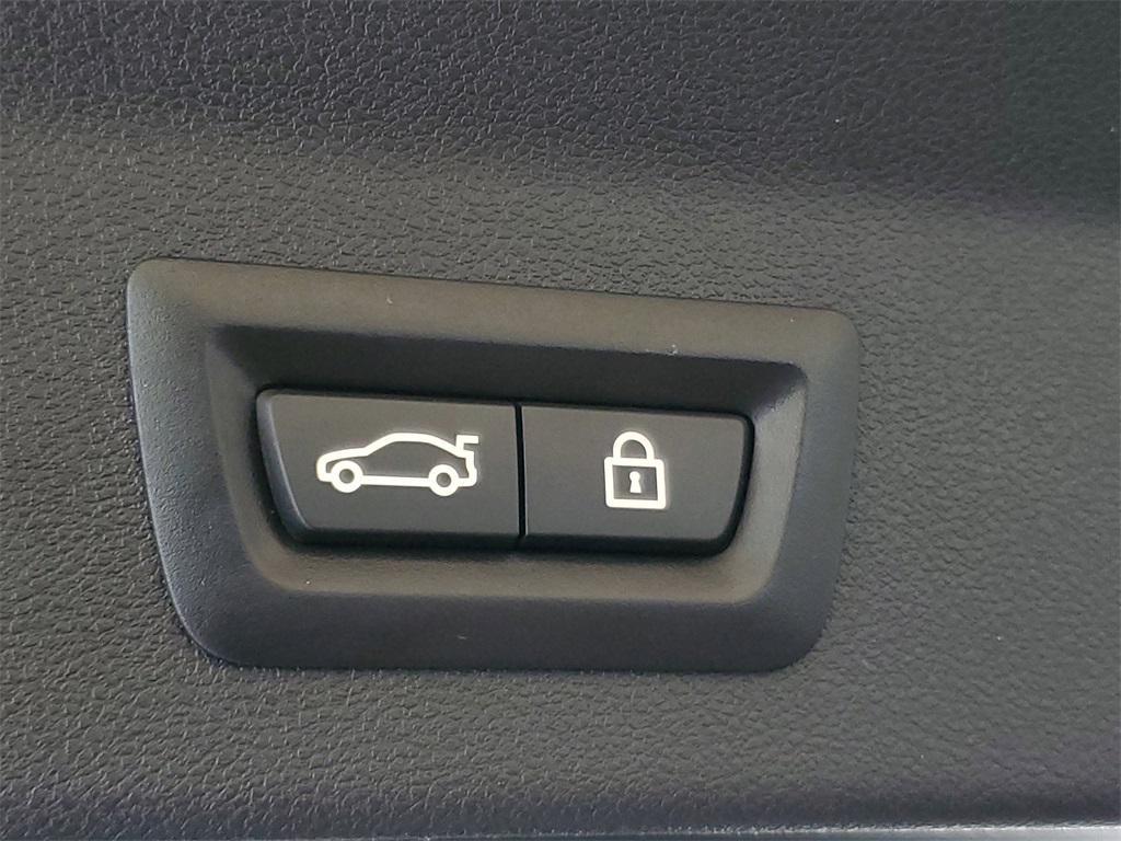 used 2022 BMW X3 car, priced at $29,070