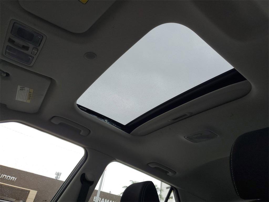 used 2022 Hyundai Venue car, priced at $14,542