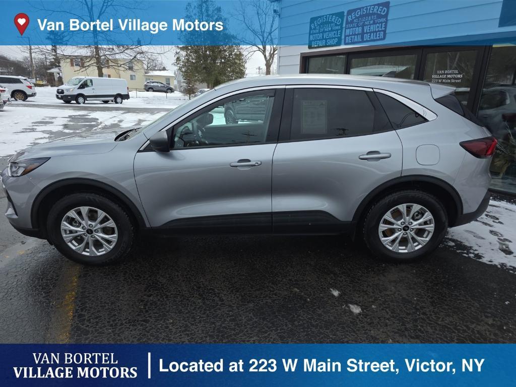 used 2024 Ford Escape car, priced at $22,300