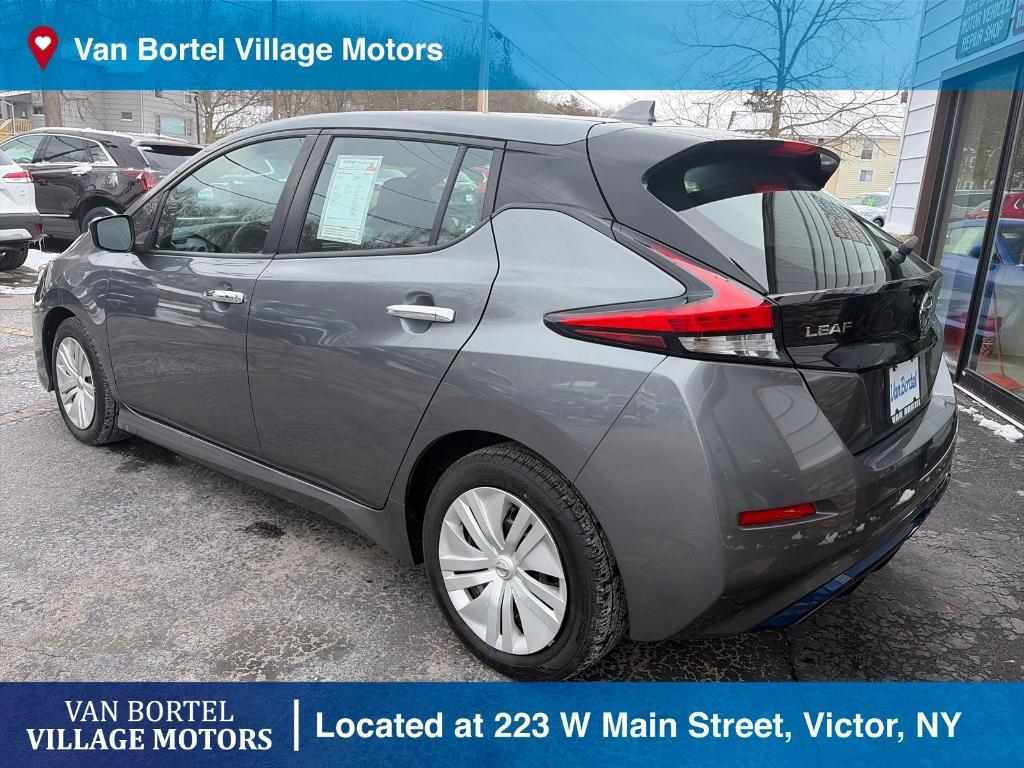 used 2020 Nissan Leaf car, priced at $10,900