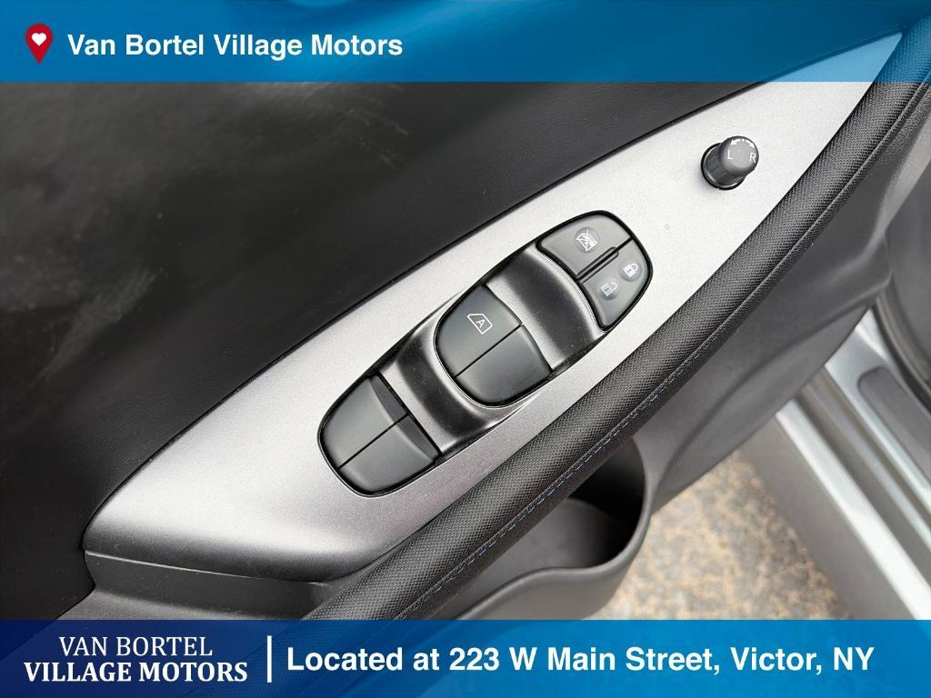 used 2020 Nissan Leaf car, priced at $10,900