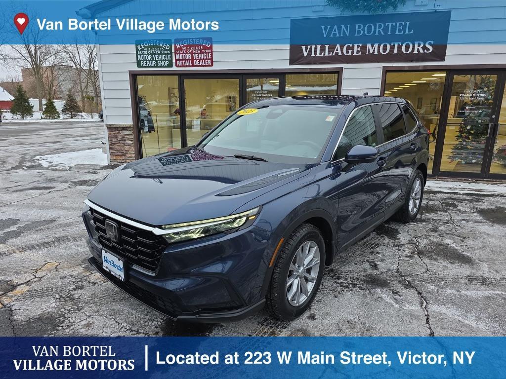 used 2023 Honda CR-V car, priced at $30,900