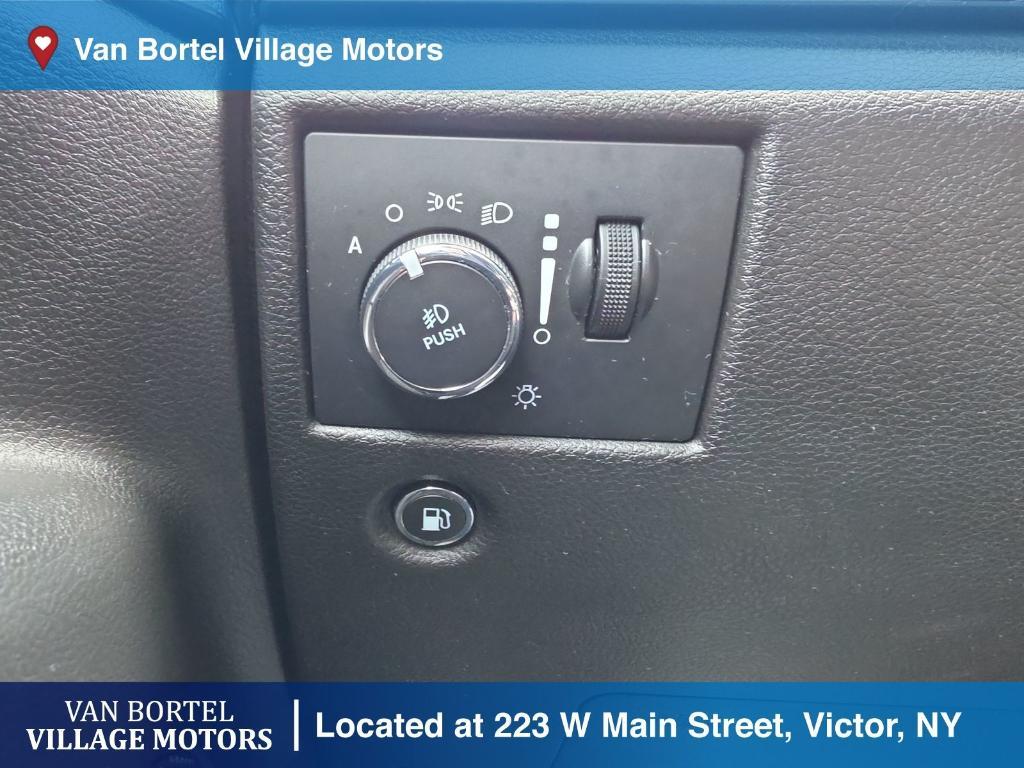 used 2021 Jeep Grand Cherokee car, priced at $25,900