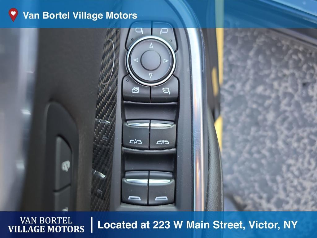 used 2020 Cadillac XT4 car, priced at $24,500