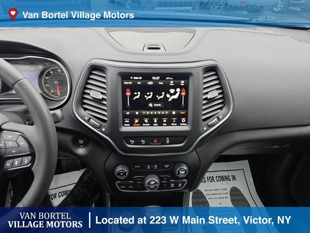 used 2023 Jeep Cherokee car, priced at $21,900