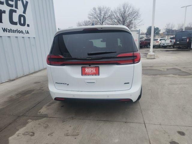 new 2026 Chrysler Pacifica car, priced at $45,230