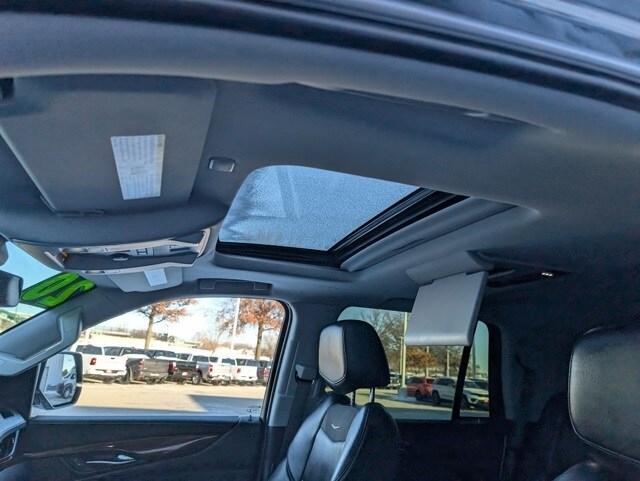 used 2020 Cadillac Escalade car, priced at $43,290