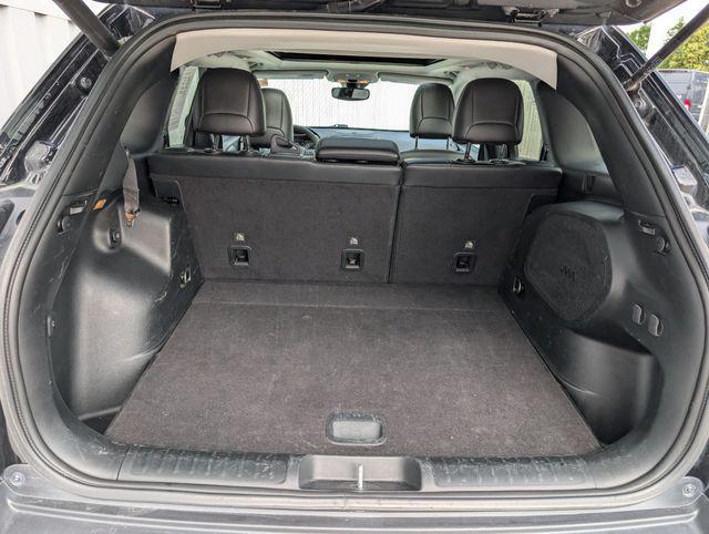 used 2022 Jeep Cherokee car, priced at $24,365
