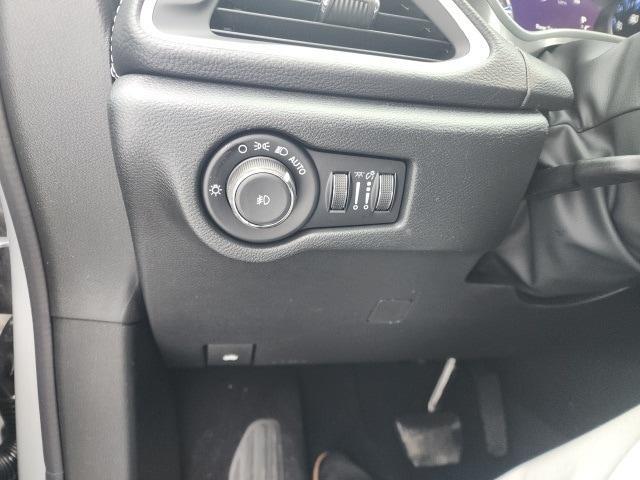 new 2026 Chrysler Pacifica car, priced at $44,382