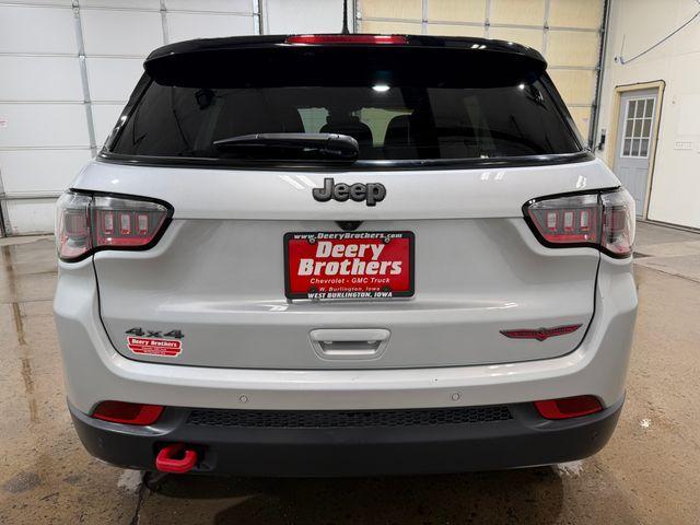 used 2025 Jeep Compass car
