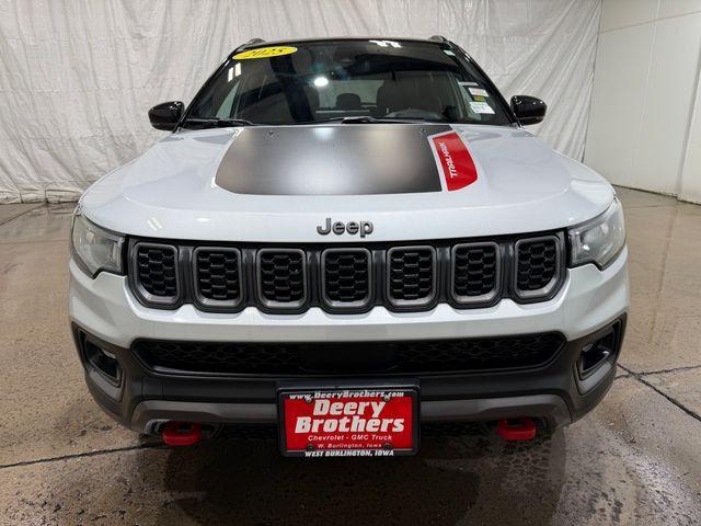 used 2025 Jeep Compass car