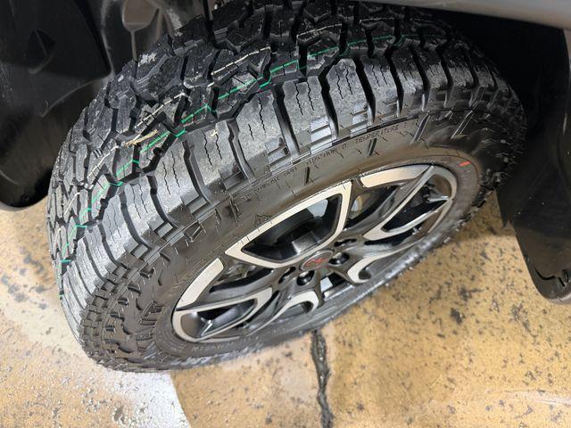used 2025 Jeep Compass car