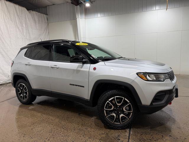 used 2025 Jeep Compass car