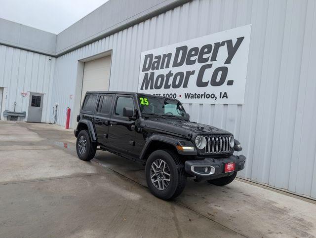 used 2025 Jeep Wrangler car, priced at $37,294