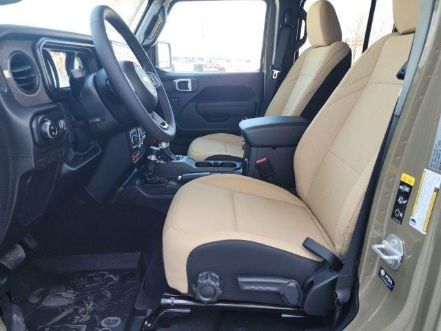new 2026 Jeep Gladiator car, priced at $45,155