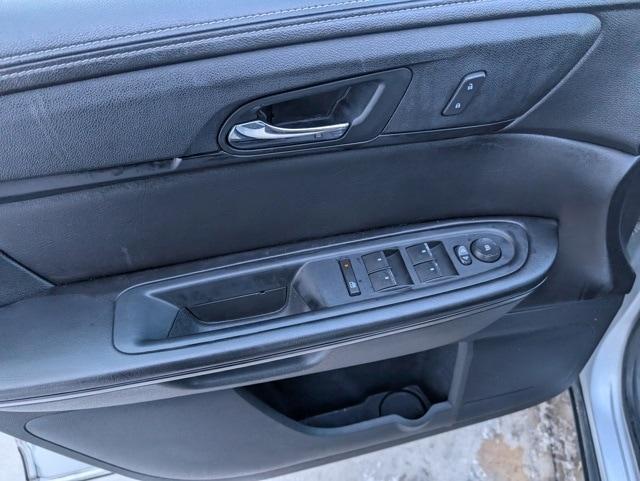 used 2015 Chevrolet Traverse car, priced at $5,657