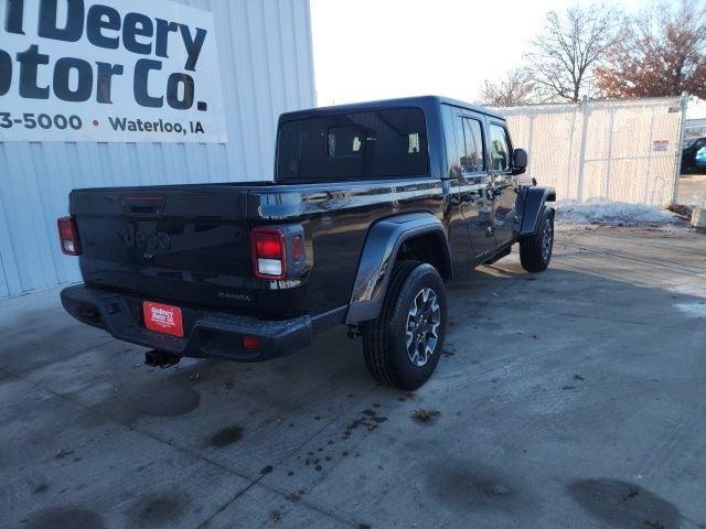 new 2026 Jeep Gladiator car, priced at $45,475