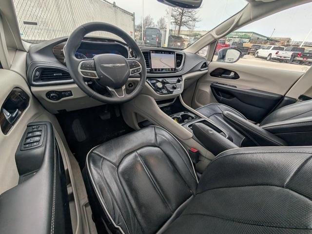 used 2024 Chrysler Pacifica car, priced at $29,351