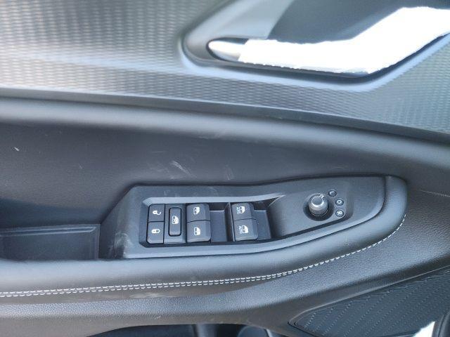 new 2025 Jeep Grand Cherokee car, priced at $39,928