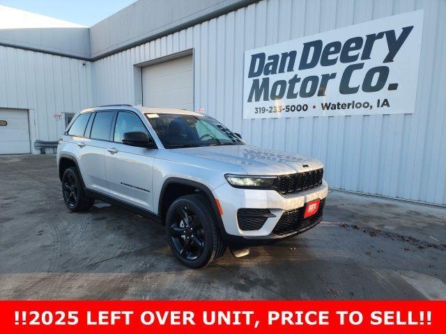 new 2025 Jeep Grand Cherokee car, priced at $39,928