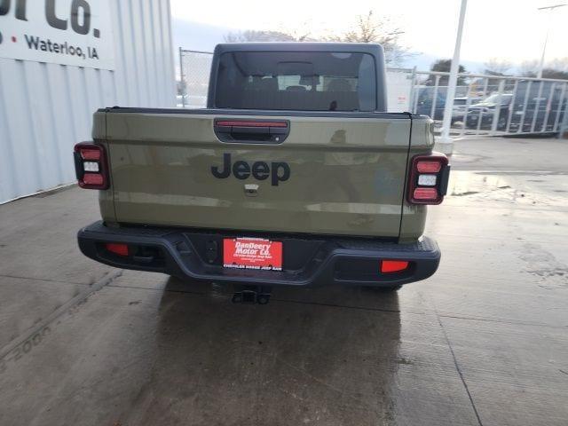 new 2026 Jeep Gladiator car, priced at $45,945