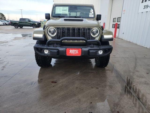 new 2026 Jeep Gladiator car, priced at $45,945