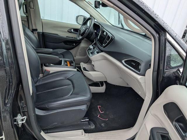 used 2023 Chrysler Pacifica car, priced at $27,000