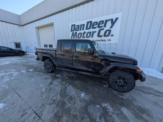 used 2021 Jeep Gladiator car, priced at $28,650