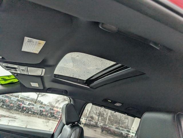 used 2025 Honda Odyssey car, priced at $35,917