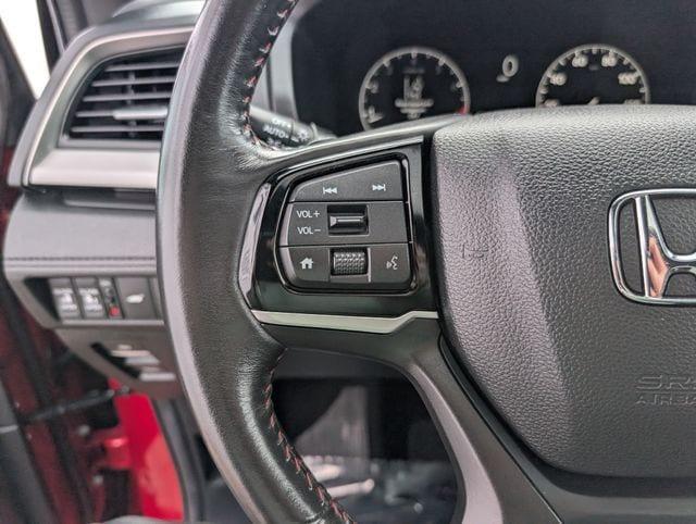 used 2025 Honda Odyssey car, priced at $35,917