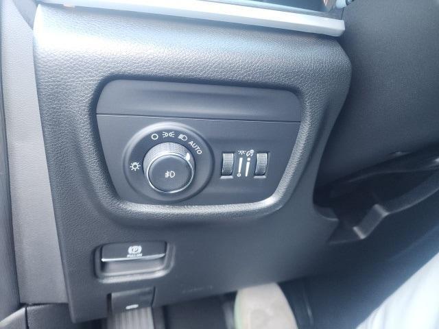 new 2025 Jeep Grand Cherokee car, priced at $41,102