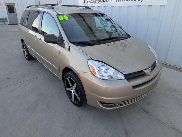 used 2004 Toyota Sienna car, priced at $4,333