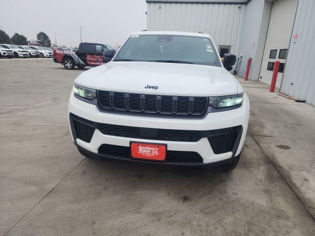 new 2026 Jeep Grand Cherokee L car, priced at $45,126